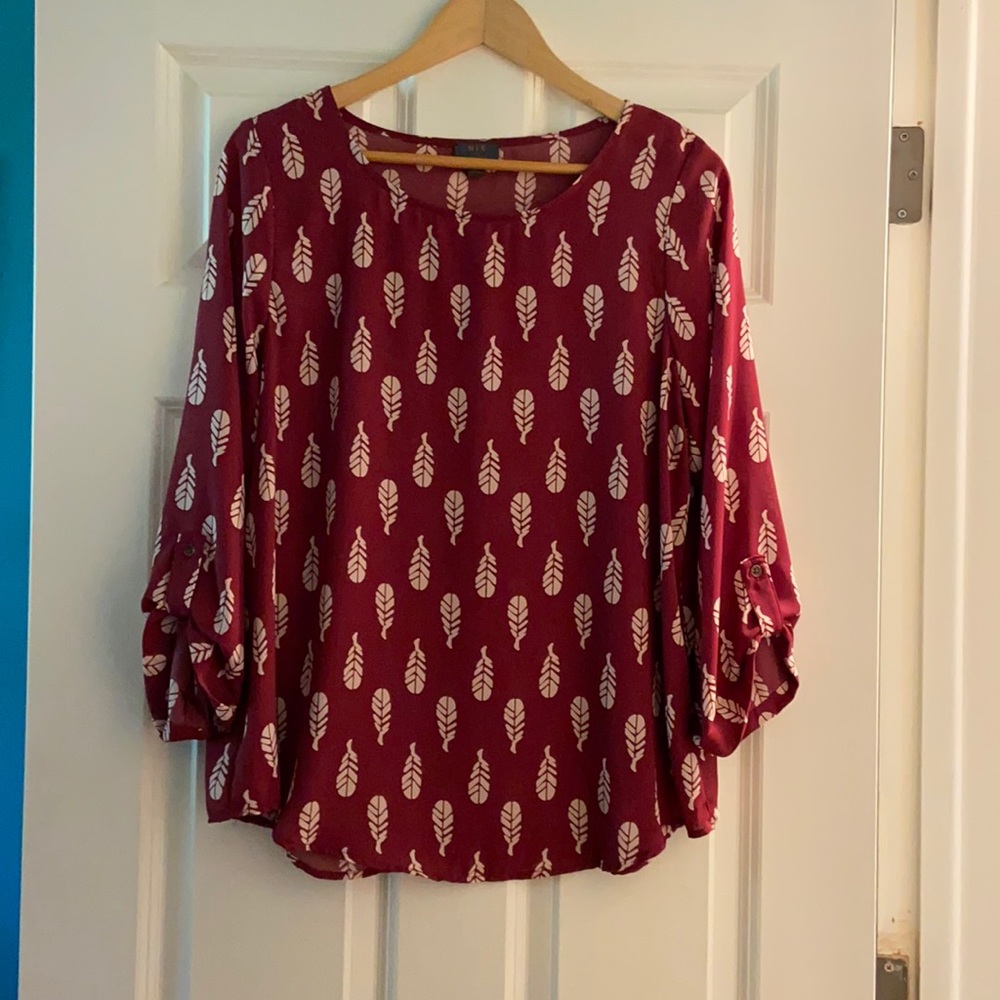 Stitch Fix—feather print top (3/4 sleeve)